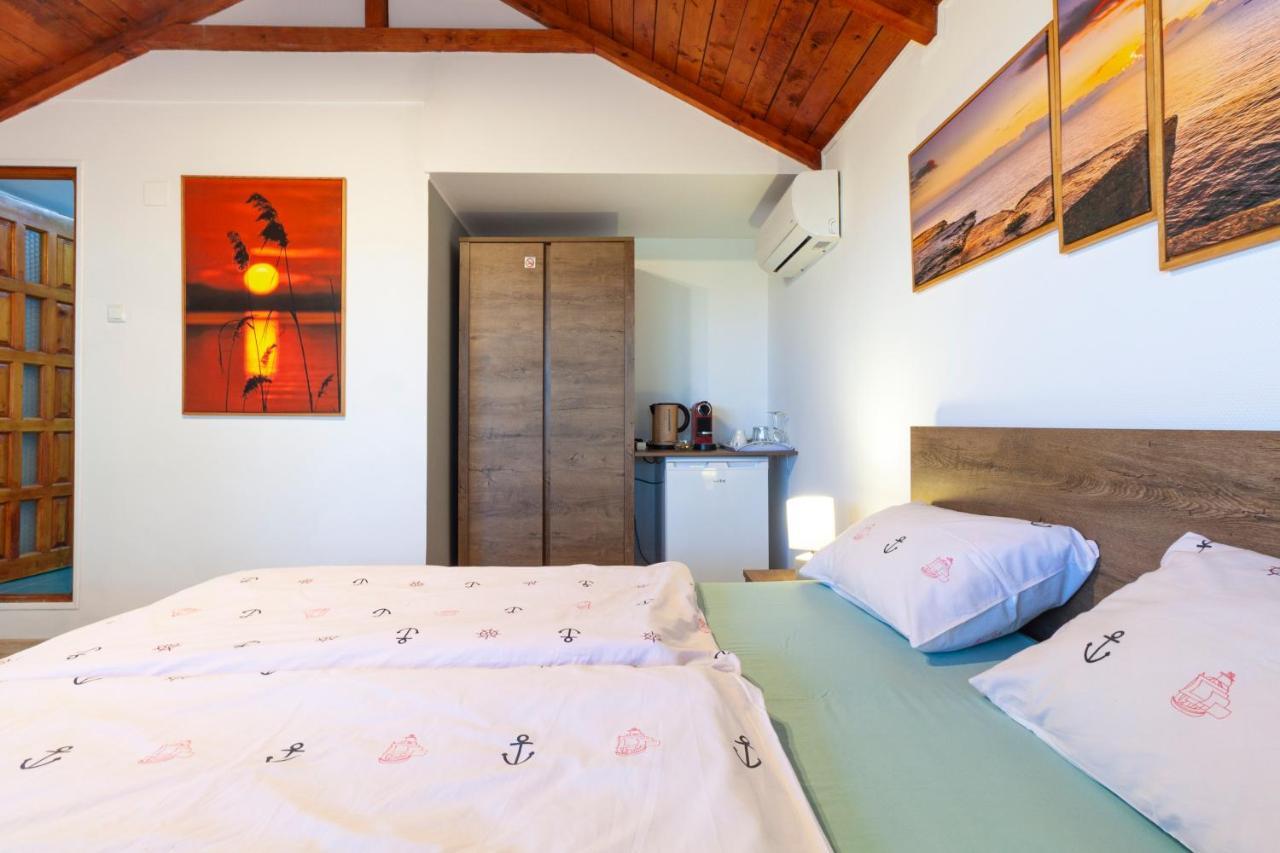 Casa Ana Hotel Vama Veche Buitenkant foto